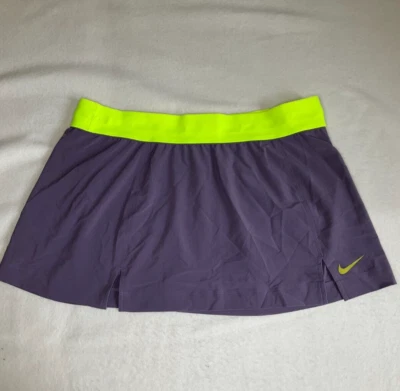Mujer Grande Morado y Verde Nike Golf Falda Foto 1 de 4