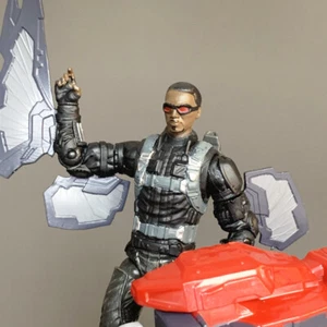 3.75" Marvel Avengers Age of Ultron Lengends Marvel's Falcon Figures TRU Kid Toy - Imagen 1 de 9