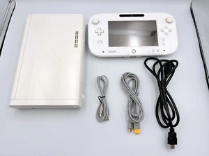 Nintendo Wii U Konsole Weiß 8GB WUP-001 Spiel NTSC-J getestet funktioniert - Bild 1 von 10