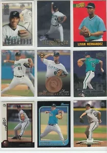 Livan Hernandez Collector Lot 18 BB Cards + '98 Sports Illustrated Mini Poster - Bild 1 von 3