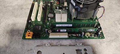 Scheda madre Fujitsu D3041-A11 GS 3 Cpu E6600 Ram 4GB Skt 775 TESTATA OK 3 - Immagine 1 di 4