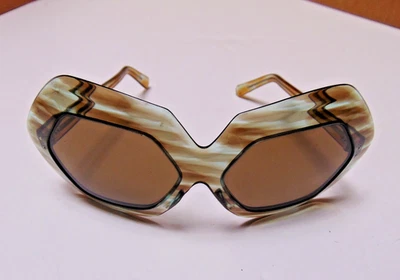 GAFAS DE SOL de montura grande vintage Francia MOD GoGo años 50 60 hexagonales acabadas a mano Foto 1 de 4
