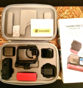 Insta360 ONE R Twin Edition 5.7K 360 Action Camera con accessori ottima - Foto 1 di 11