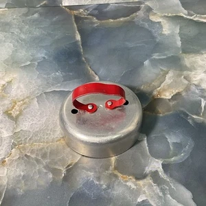 Vintage Kitchen 2 3/4" Across Red Top Metal DONUT COOKIE Biscuit MOLD Maker - Picture 1 of 8