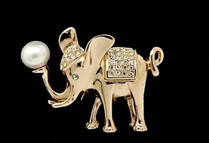 DE COLECCIÓN BROCHE ELEFANTE PERLA Y DIAMANTES DE IMITACIÓN CHAPADO EN ORO CHRISTIAN DIOR, PIN - Imagen 1 de 8