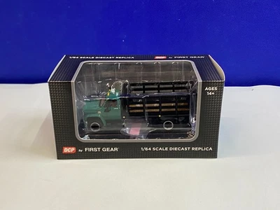 DCP FIRST GEAR 1/64 SCALE GREEN CHEVY C65 STAKE TRUCK 60-0918 - Image 1 of 4