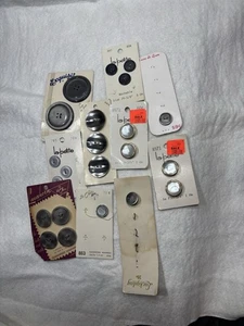 Lote de botones vintage cardados negro y gris - Imagen 1 de 3