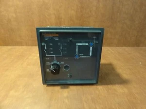 Merlin Gerin BA automatism 380/440V 1073996V2 P01105 - Picture 1 of 5