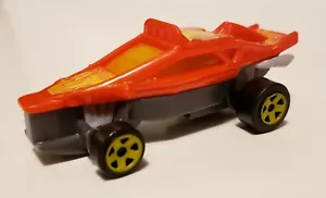 2013 Hot Wheels McDonalds Pull Back Rennwagen Kunststoff - Bild 1 von 8