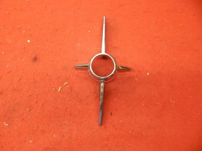 USED 65 Ford Station Wagon RH LH Taillight Lens Ornament #C5AZ-13450-B Nice Foto 1 de 4