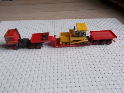 Kibri HO -  DAF mit Tieflader und Fertiger - Bild 1 von 4