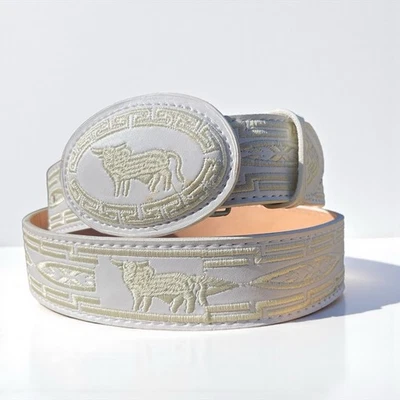 Cinturón bordado mexicano blanco. Cinto Vaquero Bordado De Hombre. Cinto Piteado. Foto 1 de 4