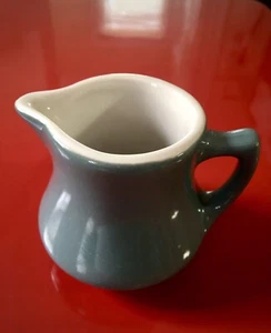 Hall Vintage blau türkis weiß einzeln klein Milchkännchen mit Griff USA - Bild 1 von 9