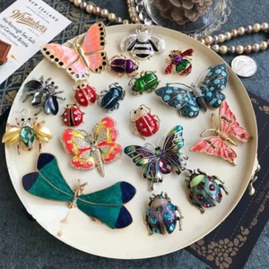 Retro Insect Brooch Butterfly Beetle Bee Animal Enamel Pin - Picture 1 of 28