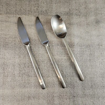 Lote de 3 piezas de cubiertos Ikea DATA 2 cuchillos de cena y 1 cuchara sopera de acero inoxidable Foto 1 de 4