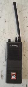 Radio portable BOS Motorola HT800 (LS-1012) * - Photo 1/5