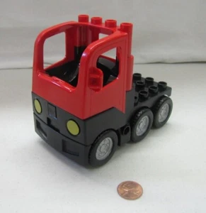 Lego Duplo RED TRUCK CAB FLAT BED VEHICLE on Black Base 4x8 with Hitch Semi - Picture 1 of 3