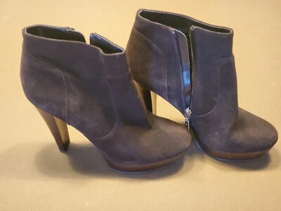 Calvin Klein Women’s charlee brown Suede Ankle Boots Size 8 platform high heel - Image 1 of 4