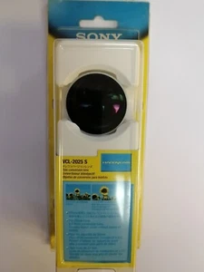 Téléobjectif Sony VCL-2025 S 2X CONVERSION 25 mm pour HANDYCAM - Photo 1/3