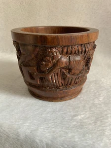 Stunning Small African Handcarved Wooden Pot With People Working 10cm Diameter - Picture 1 of 7