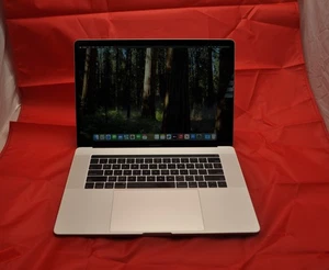 Apple MacBook Pro 15" i7 2018 2,2 GHz 16 GB RAM 512 GB SSD - Imagen 1 de 16