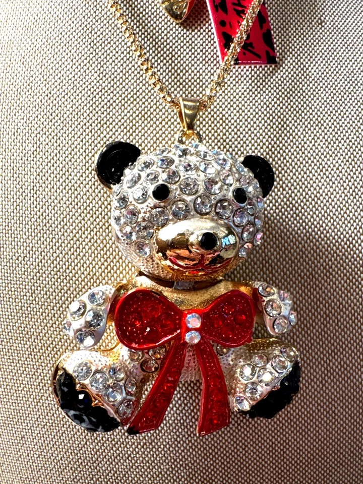 Colgante de oso de peluche Betsey Johnson collar articulado estrás arco de Navidad Foto 1 de 4