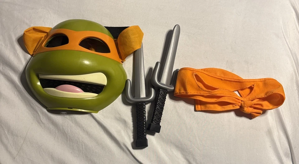 Teenage Mutant Ninja Turtle Michelangelo Mask Orange 2013 TMNT & Eye Mask + More - Image 1 of 4