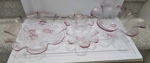 VINTAGE MIKASA ROSA ROSELLA BORDO ARRUFFATO CRISTALLO ROSE VASSOIO DECORAZIONE CIOTOLA SET DI 3 - Foto 1 di 13