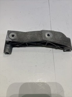 Motor Mount Bracket For 10-11 Chevrolet Traverse  3.6 15115355 - Image 1 of 4