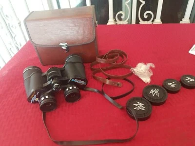 Tasco Zip 8x40 Wide Angle Binoculars w/ Case 323Z 472FT@1000YDS Strap Lens Caps - Image 1 of 4