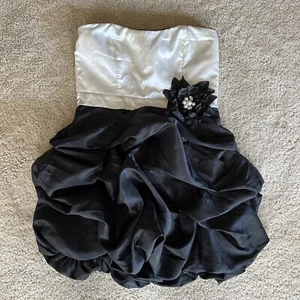 Studio Y Women’s Dress, Fancy, Cocktail Party, Formal Size 11 - Picture 1 of 5