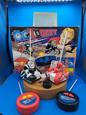 Juguete radiocontrolado MGA 1997 RC hockey  Foto 1 de 4