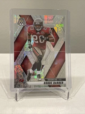 Mosaico de barbero Ronde Silver Knight Prizm 2025 1/149 primera impresión #233 Buccs  Foto 1 de 4