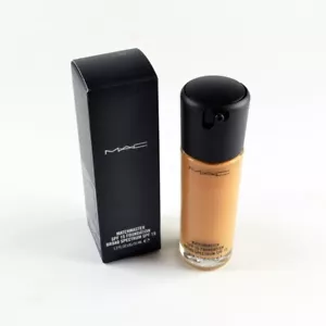 Mac Matchmaster SPF15 Foundation #3.0 - Full Size 35mL / 1.2 Oz. - Picture 1 of 1