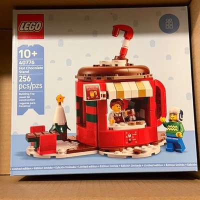 Lego 40776 Hot Chocolate Stand 256 Pieces Winter Village w/BONUS Baby Gorilla - Image 1 of 3
