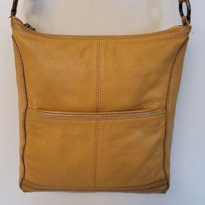 Bolso Bandolera de Hombro Cartera The Sak Cuero Guijarro Mostaza Foto 1 de 4