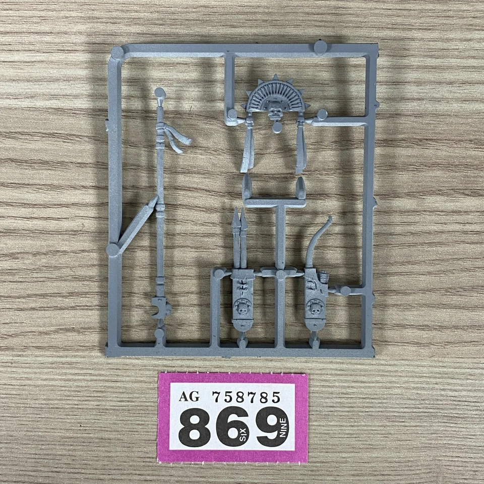 Tumba Reyes Carroza Moños Aljabas Lanzas Estándar No Muerto Warhammer la Era De - Imagen 1 de 2