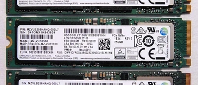 Lote de 25 - Samsung SSD PM981 M.2 SATA 256GB MZ-VLB2560 MZVLB256HAHQ-000L7 Foto 1 de 2