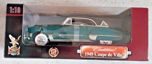 Road Signature 1/18 Scale - 1949 Cadillac Coupe De Ville Green Deluxe Edition - Picture 1 of 10