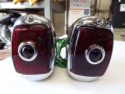 1940-46-1947-1949-1949-1950-1951-1952-1953 Chevy GMC Truck Blue Dot Taillights  - Image 1 of 4