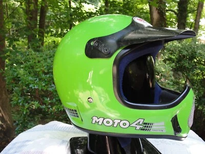 Capacete de motocross vintage 1984 verde limão BELL MOTO 4 tamanho médio com viseira de sino - Imagem 1 de 4