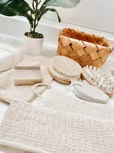 Natural Spa Kit - Picture 1 of 2