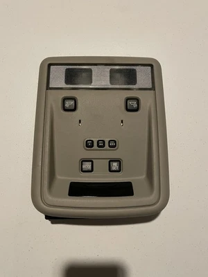 2003 - 2009 年林肯镇汽车 HomeLink 圆顶灯顶控制台米色原始设备制造商 — 第 1/4 张图片