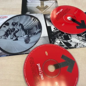 Pearl Jam Rear view mirror Double CD - Picture 1 of 6