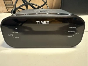 TIMEX AM/FM Dual Alarm Clock Radio T231Y- With Great Features Tested & Working - Picture 1 of 11