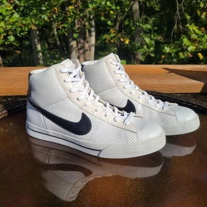 Nike Herren Retro High Top Sneaker 354701-101 Schwarz/Weiß Gr. 10 🔥Top Zustand - Bild 1 von 9