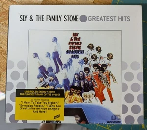 Sly & The Family Stone Greatest Hits - Audio CD W/ Slip Cover - Imagen 1 de 3