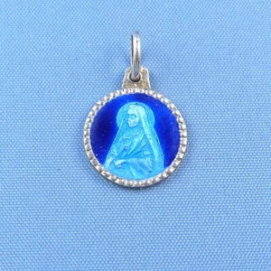 Small St Therese of Lisieux Medal * Antique Sterling Silver Pendant Charm - Picture 1 of 5