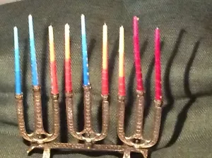 Antikes Messing Chanukka Menora Israel. Judaica Blumendesign mit Kerzen - Bild 1 von 7