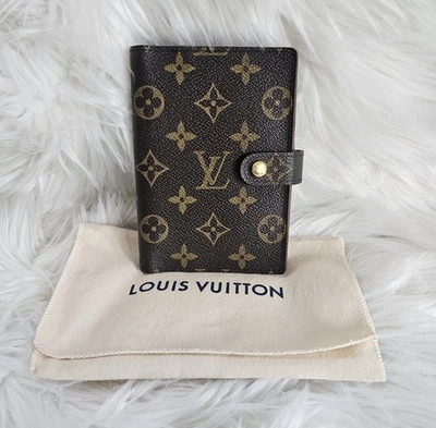 Louis Vuitton Anillo Pequeño Agenda Cubierta Monograma Lona PM - Marrón con BOLSA PARA EL POLVO  Foto 1 de 4